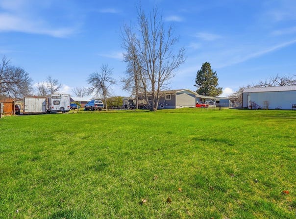 1313 BIRCH ST, Whitewood, SD 38095
