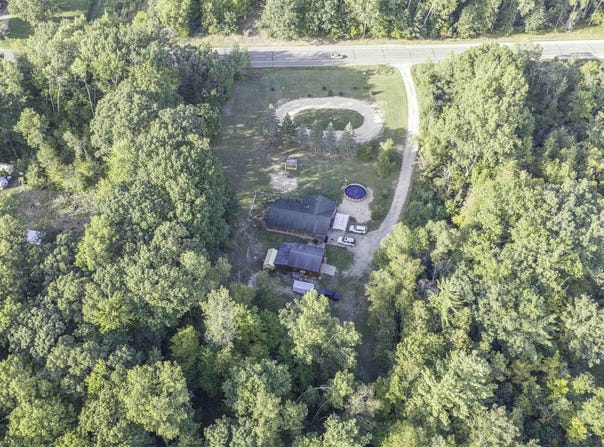 4760 E Howard City Edmore Road, Edmore, MI 48829