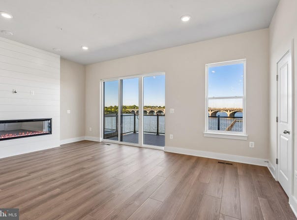 2804 FERRY BAR Drive, BALTIMORE, MD 21230
