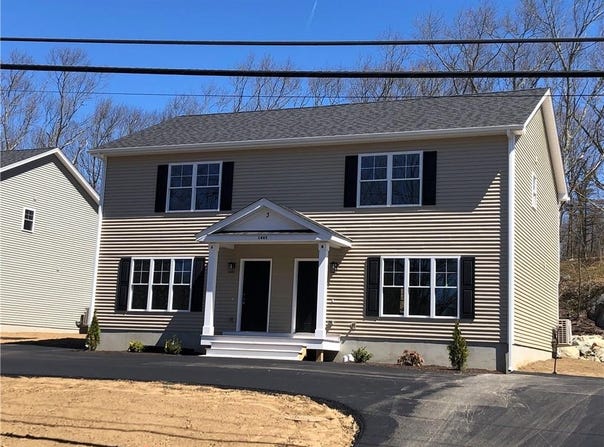 1445 Old Louisquisset Pike, Lincoln, RI 02865