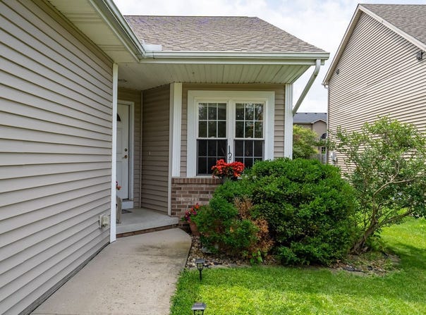 2915 E Raab Road, Normal, IL 61761