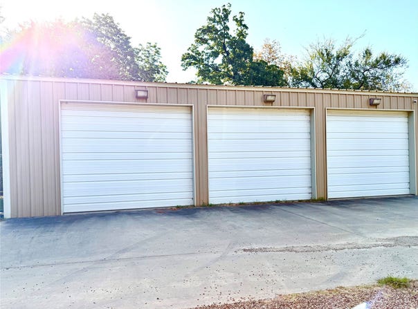 106 Hiawatha Drive, Mabank, TX 75156