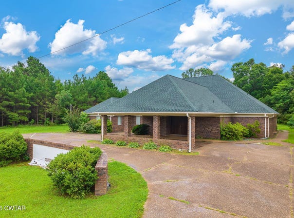 15770 US-64, Bolivar, TN 38008