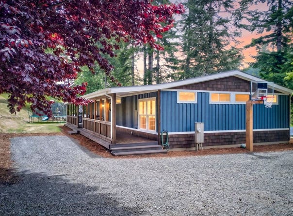 6895 CANARY Rd, Westlake, OR 97493