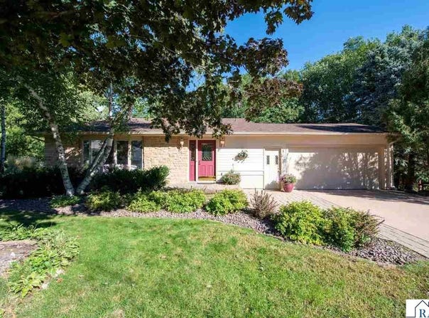 2 Capri Drive, Mankato, MN 56001