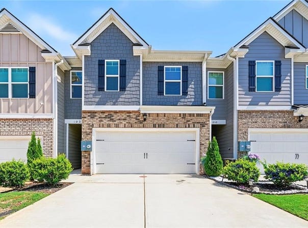 102 Hampton Circle, Mcdonough, GA 30253