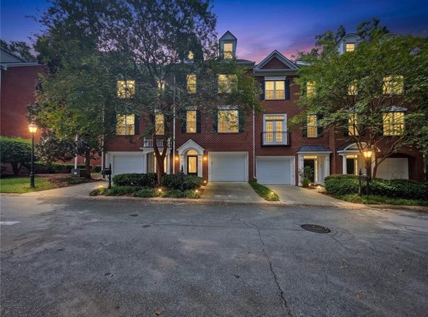 1503 Waters Edge Trail, Roswell, GA 30075