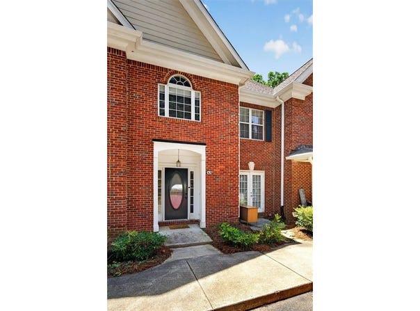 2075 Pine Tree Drive, Buford, GA 30518