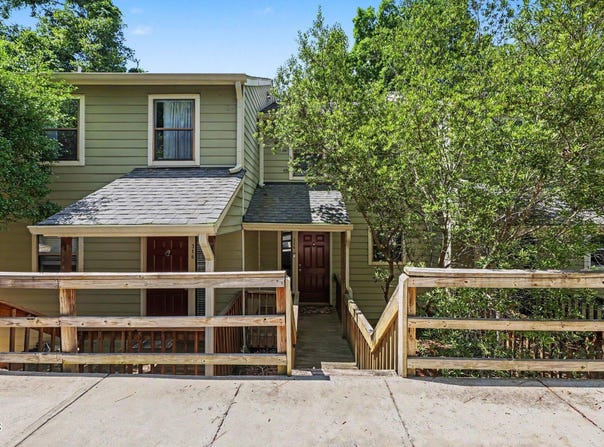314 Cedarwood Lane, Carrboro, NC 27510