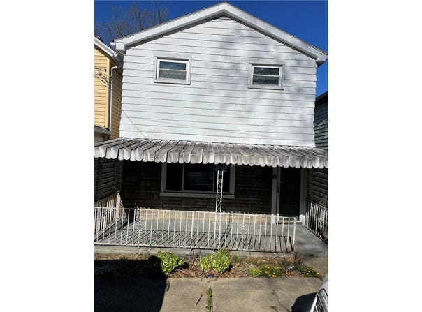 702 Lookout Ave, Charleroi Boro, PA 15022