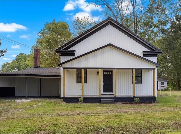 1325 Buckhorn Drive, Suffolk, VA 23437