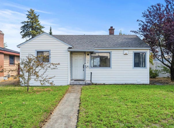4724 N Maple St, Spokane, WA 99205