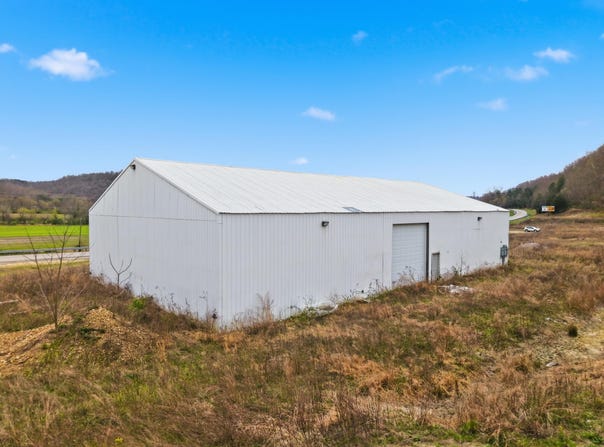 8135 US-127, Hustonville, KY 40437