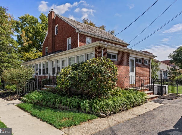 77 E MAIN Street, MARLTON, NJ 08053