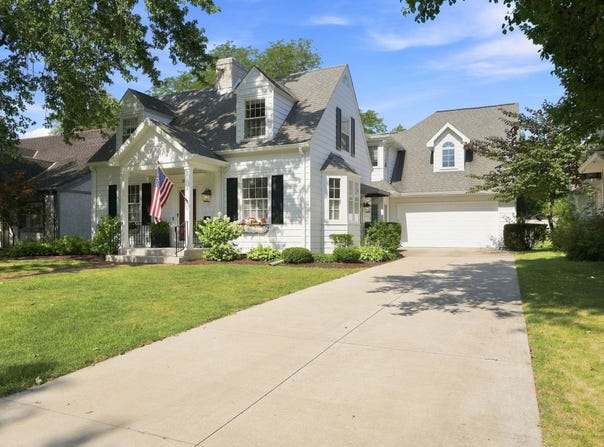 1011 Midway Drive, Auburn, IN 46706