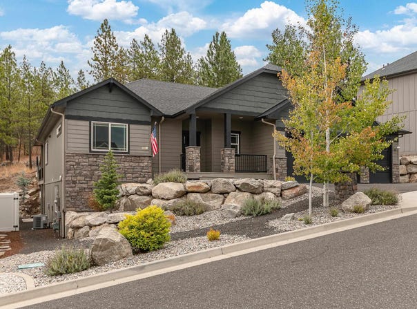 213 E Sapphire Ln, Spokane, WA 99208