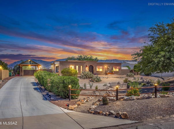 520 N Constitution Drive, Tucson, AZ 85748