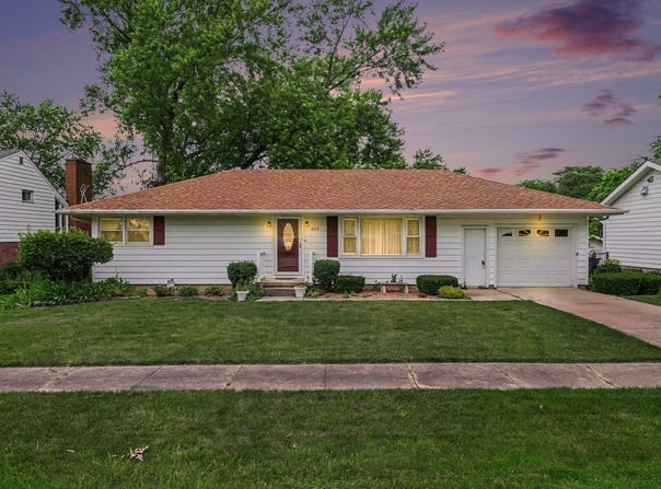 603 Orchard Lane, Beecher, IL 60401