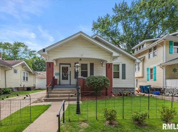 905 S STATE Street, Springfield, IL 62704