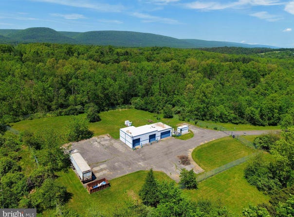 410 HASSENPLUG Road, MILLMONT, PA 17845