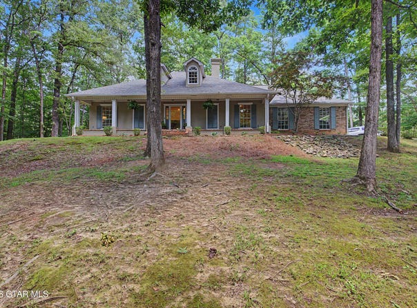 81 E Timberlake Cove, Columbus, MS 39705