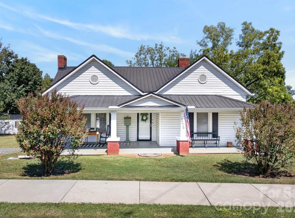 3276 E Calvin Street, Claremont, NC 28610