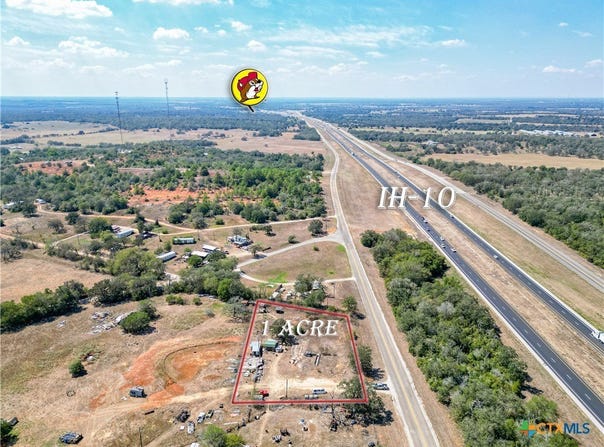 21894 E Interstate 10, Luling, TX 78648