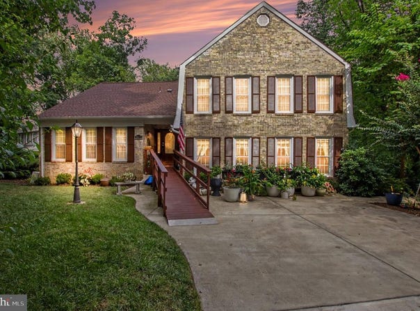 15437 SILVAN GLEN DR, DUMFRIES, VA 22025