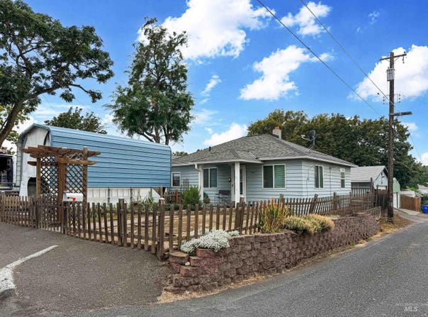 1118 20th St, Lewiston, ID 83501