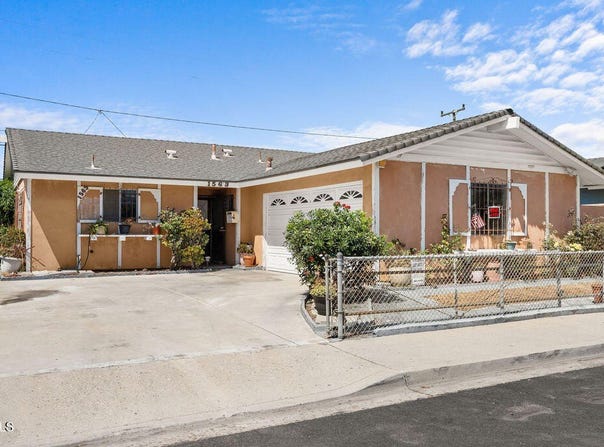 1563 E Second Street, Oxnard, CA 93030