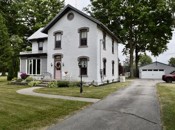 231 S Fremont Road, Coldwater, MI 49036