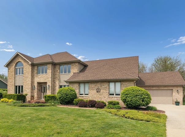 10612 Williamsburg Trail, Frankfort, IL 60423