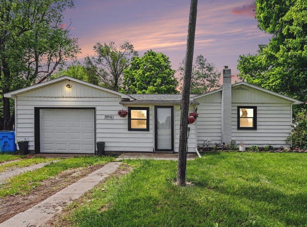 59446 Manor Road, Colon, MI 49040