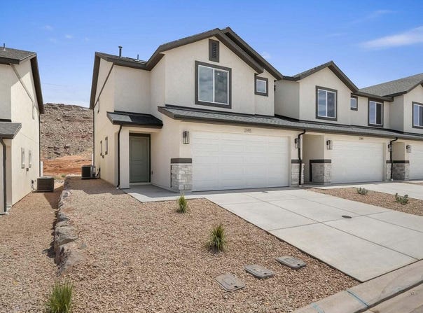 2267 S Wolverine Way, Washington, UT 84780