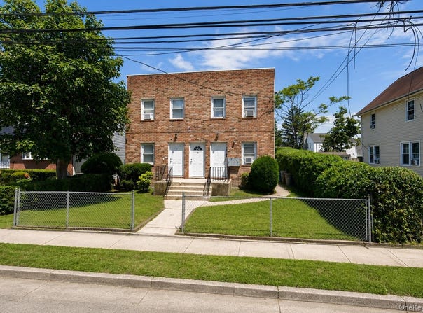22 Virginia Avenue, Hempstead, NY 11550