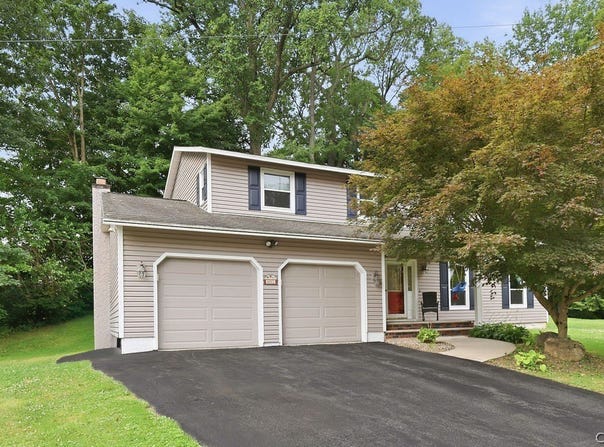 4192 Fireside Circle, Liverpool, NY 13090