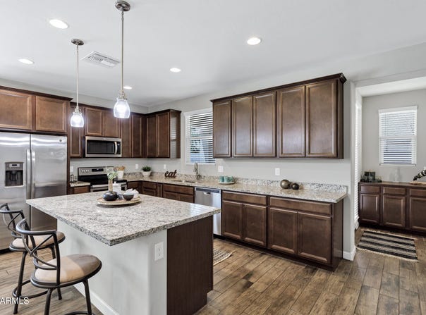 2834 S JOSLYN, Mesa, AZ 85212