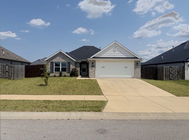 272 Coventry Avenue, Farmington, AR 72730