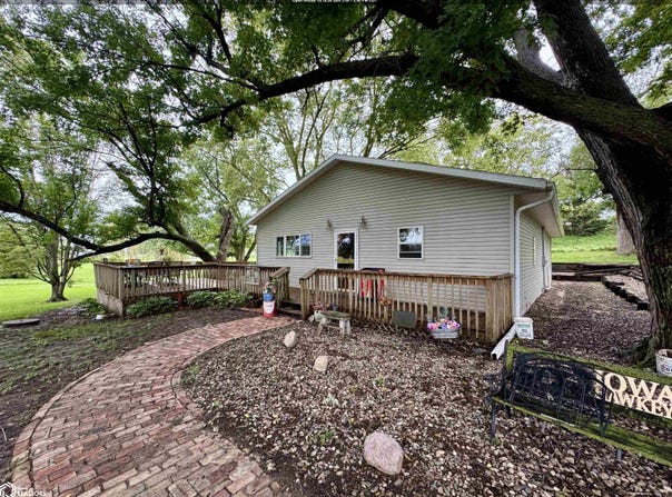 113 State Highway 183, Soldier, IA 51572