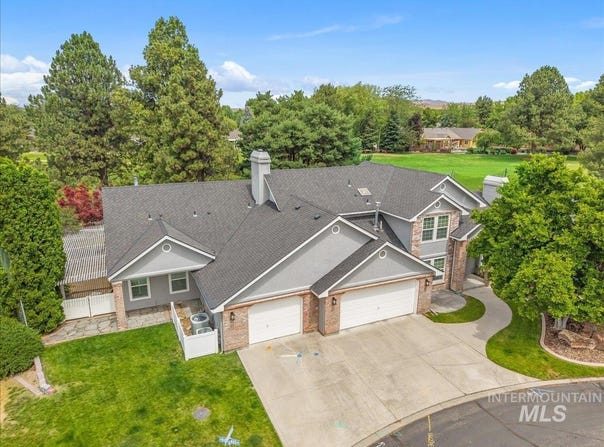 898 N Nicklaus Lane, Eagle, ID 83616