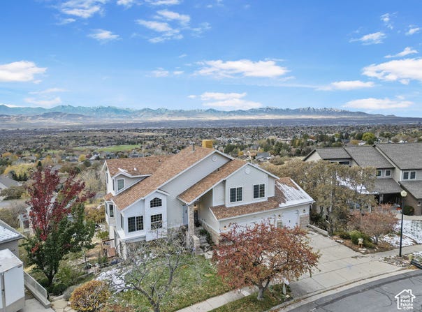 11722 S CASSOWARY Dr E, Sandy, UT 84092