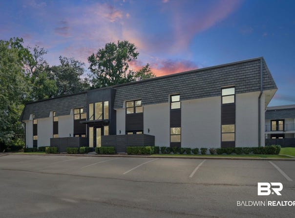 3655 Old Shell Road, Mobile, AL 36608