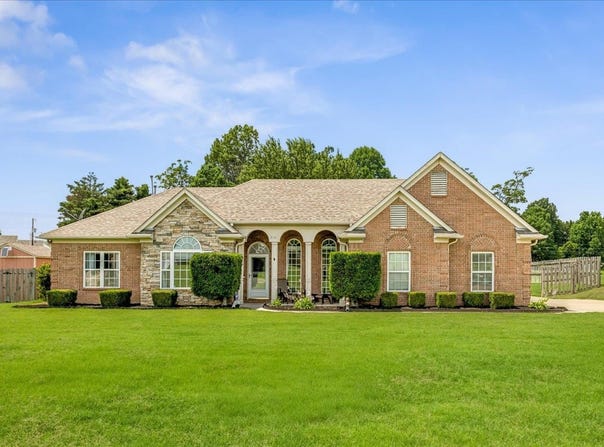 202 WALKER Pky E, Atoka, TN 38004