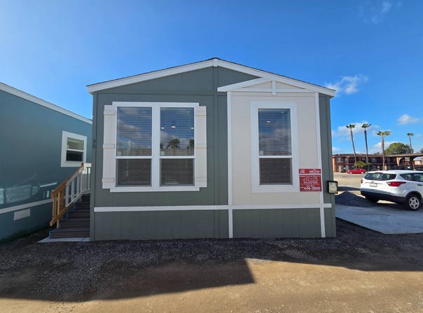 1369 E Main St, El Cajon, CA 92021