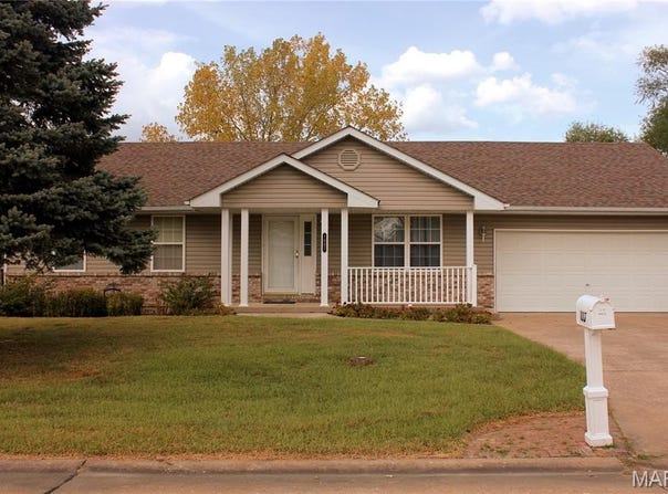 1007 Southway Drive, Bowling Green, MO 63334