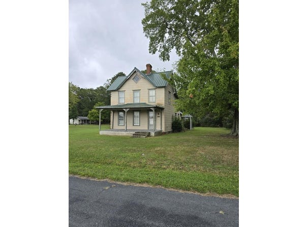 12200 HACKSNECK RD, HACKSNECK, VA 23358