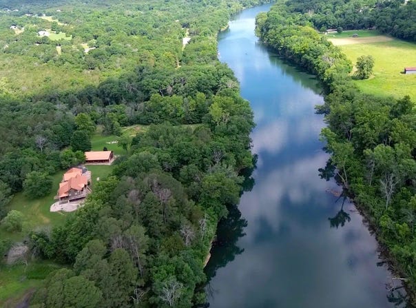 263 CR 212, Eureka Springs, AR 72631