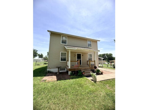 1510 N Main St., Eureka, KS 67045