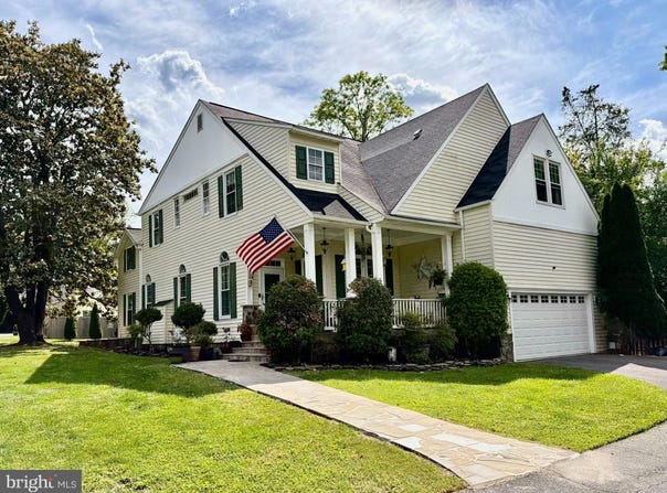 232 MARYLAND Avenue, HAMILTON, VA 20158