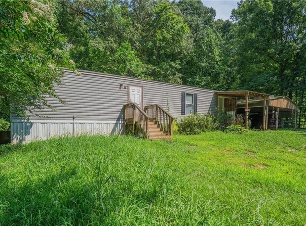 157 Neal Valley Lane, Commerce, GA 30530